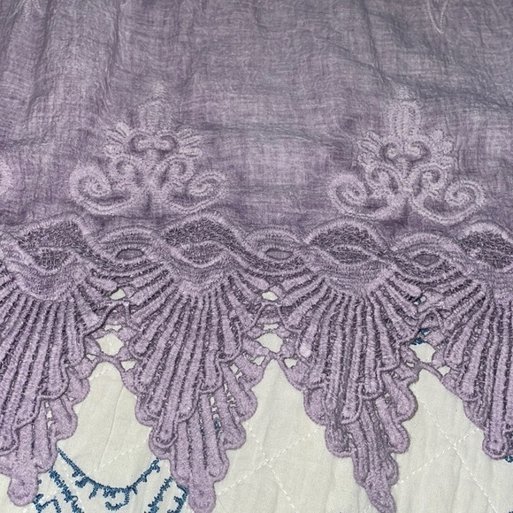 Cancun Purple Embroidered Eyelet Sleeveless Top - Picture 5 of 8